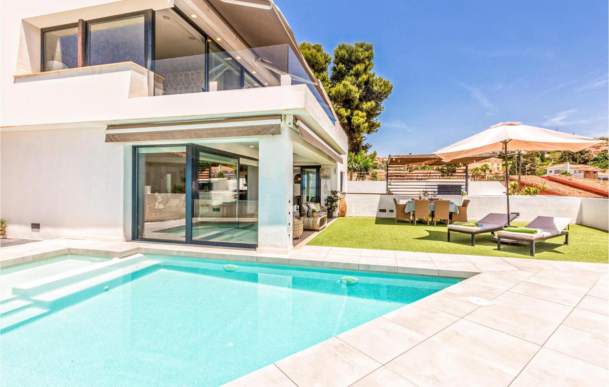 Awesome Home In Cala Del Moral With Kitchen La Cala Del Moral المظهر الخارجي الصورة